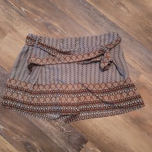 Forever 21 extra small flowy shorts has the illusion to look like a skirt